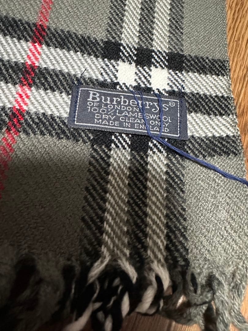 バーバリーマフラー　新品　未使用　England産