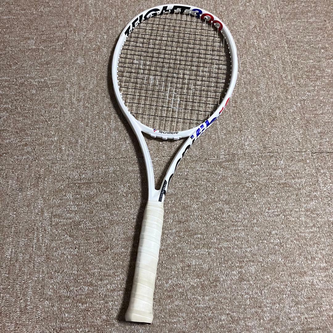 Tecnifibre T-FIGHT300 テニスラケット G2