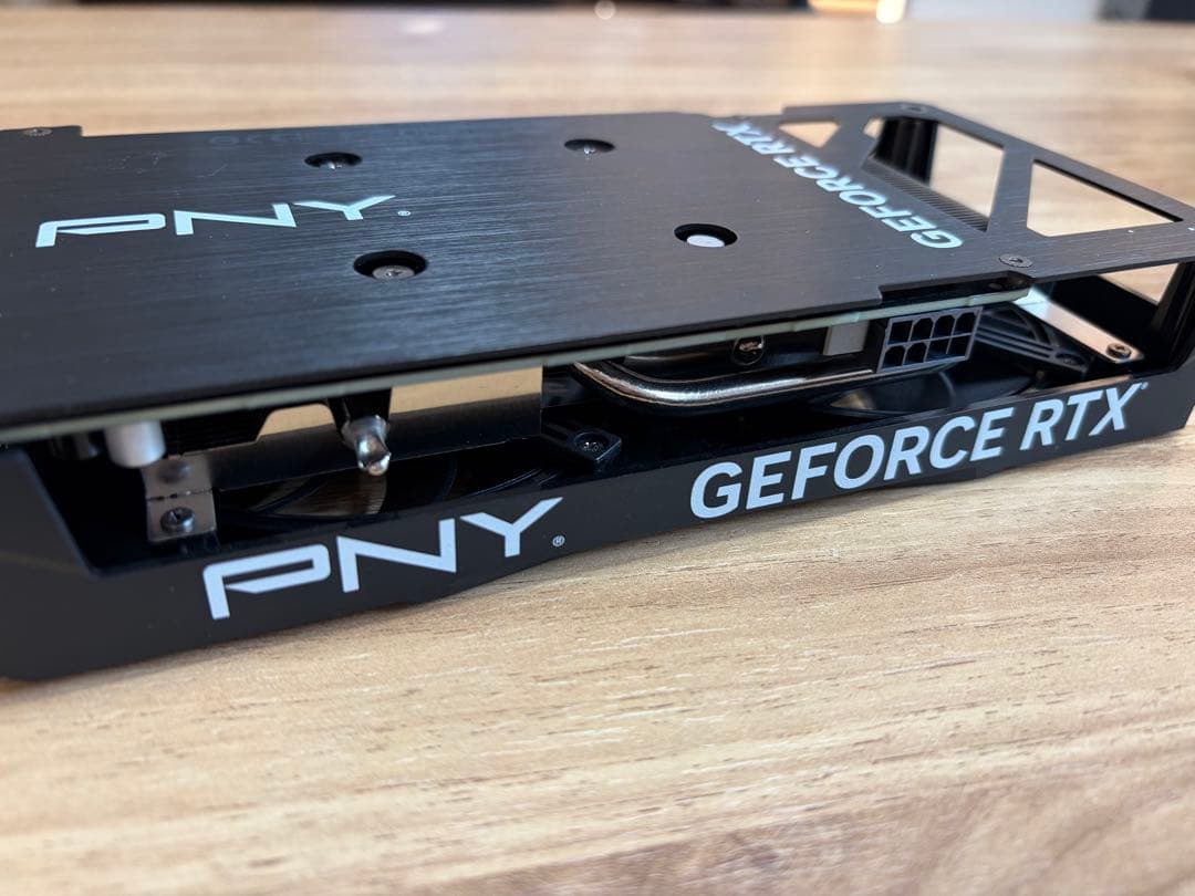 グラフィックボード・グラボ・ビデオカード PNY GeForce RTX 4060 8GB DUAL FAN