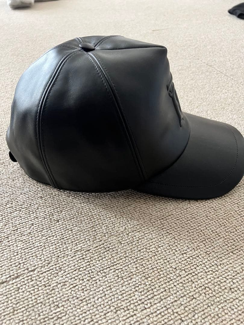 バーバリー　キャップ　レザーキャップ