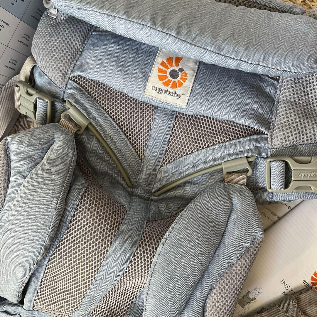 美品♡ergobaby OMNI360 ライトブルー