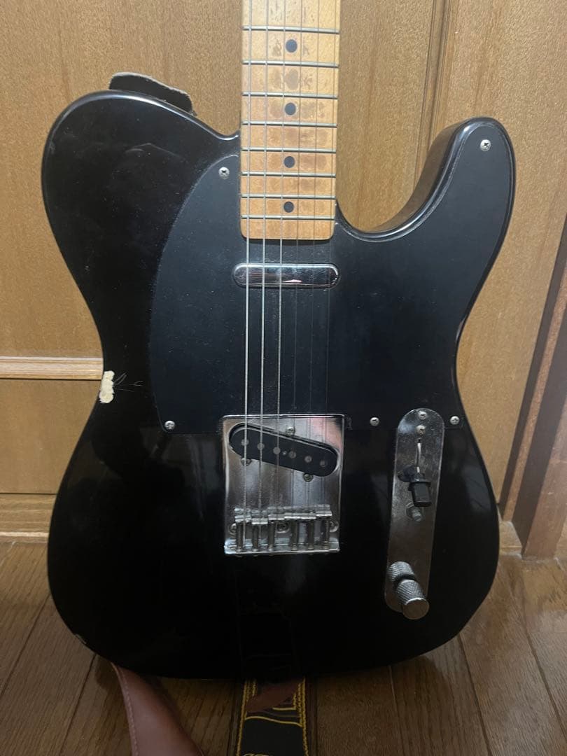 Earl　Squier by fender TelecasterMシリアル