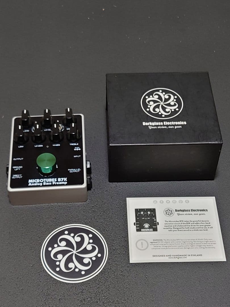 ベース MICROTUBES B7K Analog Bass Preamp