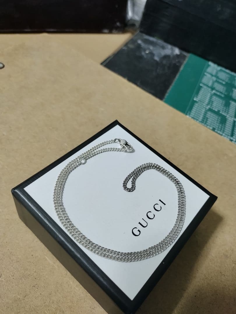 良好品 GUCCIグッチ シルバー925チェーンネックレス 高級感あり 箱等付