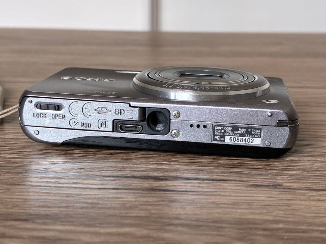 【箱付き】SONY Cyber-shot DSC-WX100 シルバー 18.2