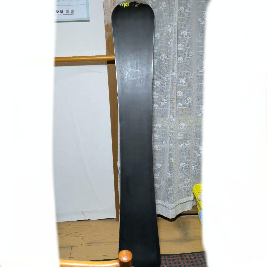 フォルクル　スノ−ボ−ドRT Sドイツ製。アルペンモデル。中古良品。158cm