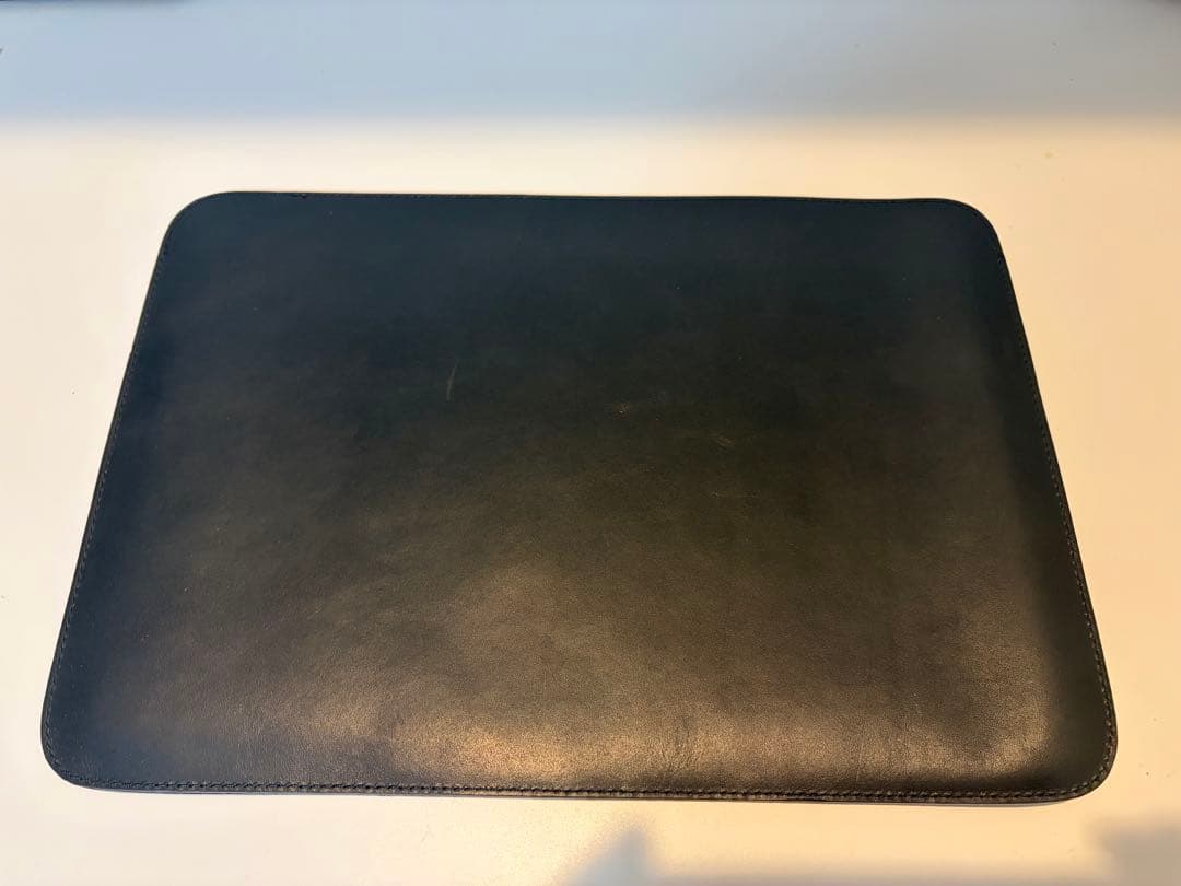 ドリップ　レザーケース　MacBook13インチ