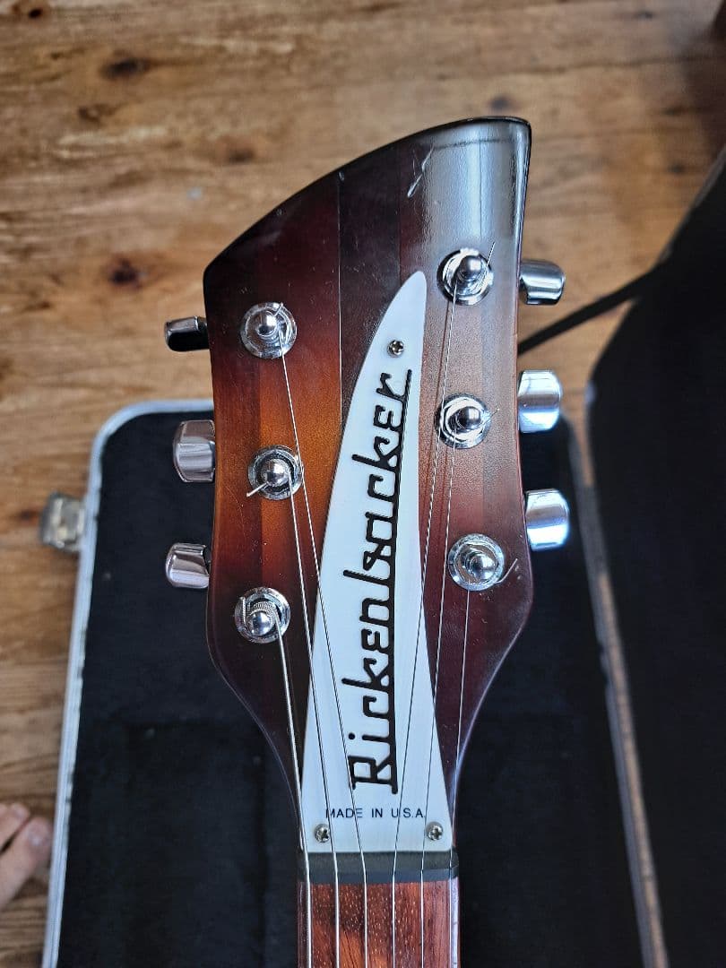 Rickenbacker 330 レアカラーモンテズマブラウン 2005年製
