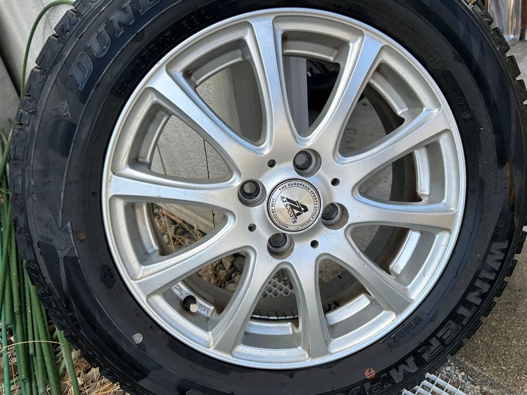DUNLOP スタッドレスタイヤ 185/65R15 4本セット