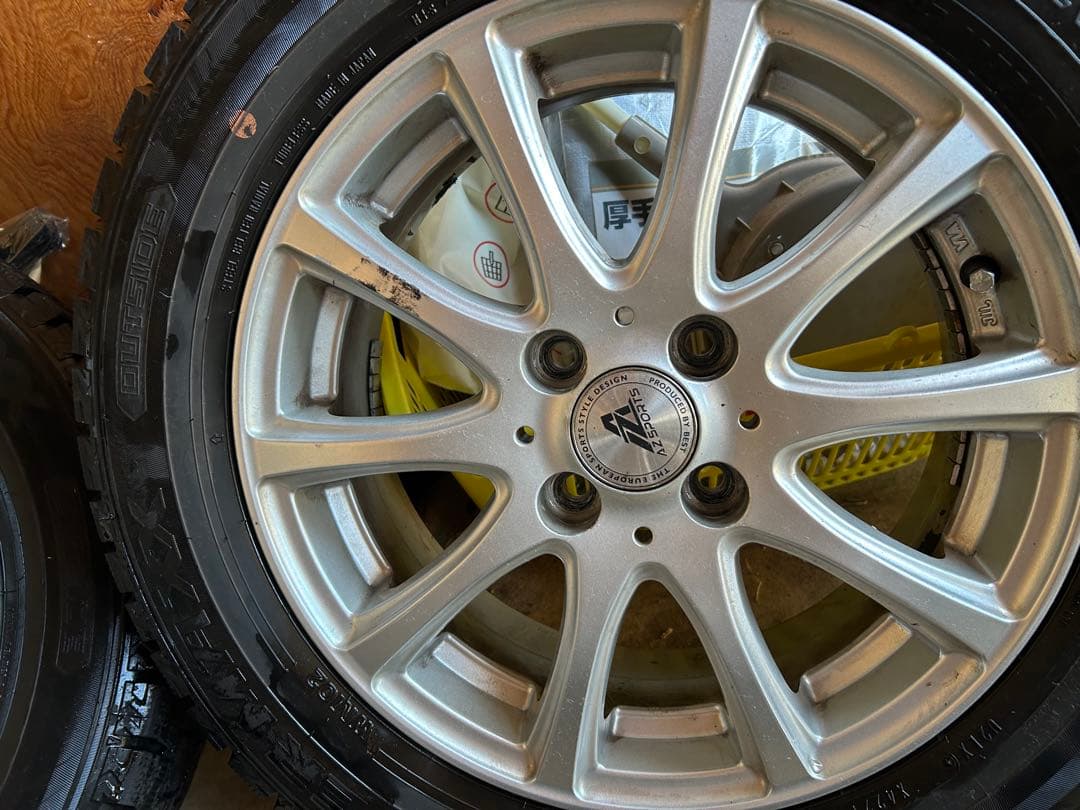 DUNLOP スタッドレスタイヤ 185/65R15 4本セット