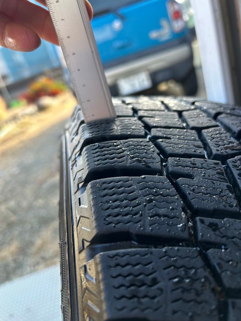 DUNLOP スタッドレスタイヤ 185/65R15 4本セット