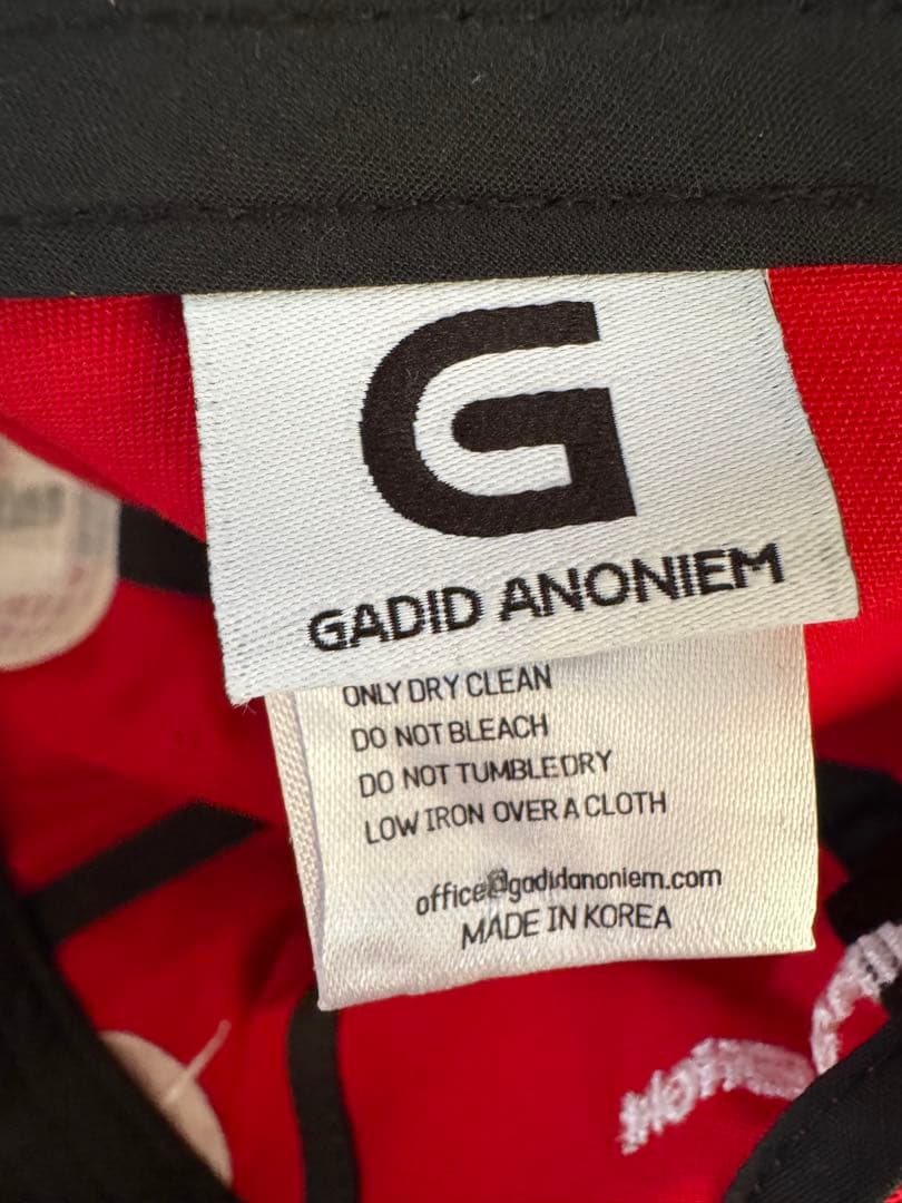 GADID ANONIEM 赤 キャップ