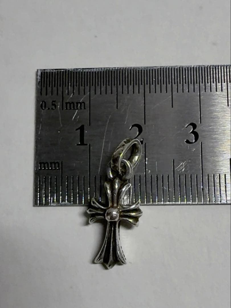 CHROME HEARTS(クロムハーツ)ベイビーファットクロスチャーム