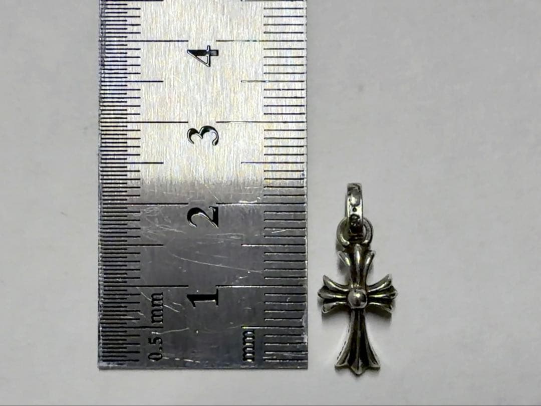 CHROME HEARTS(クロムハーツ)ベイビーファットクロスチャーム