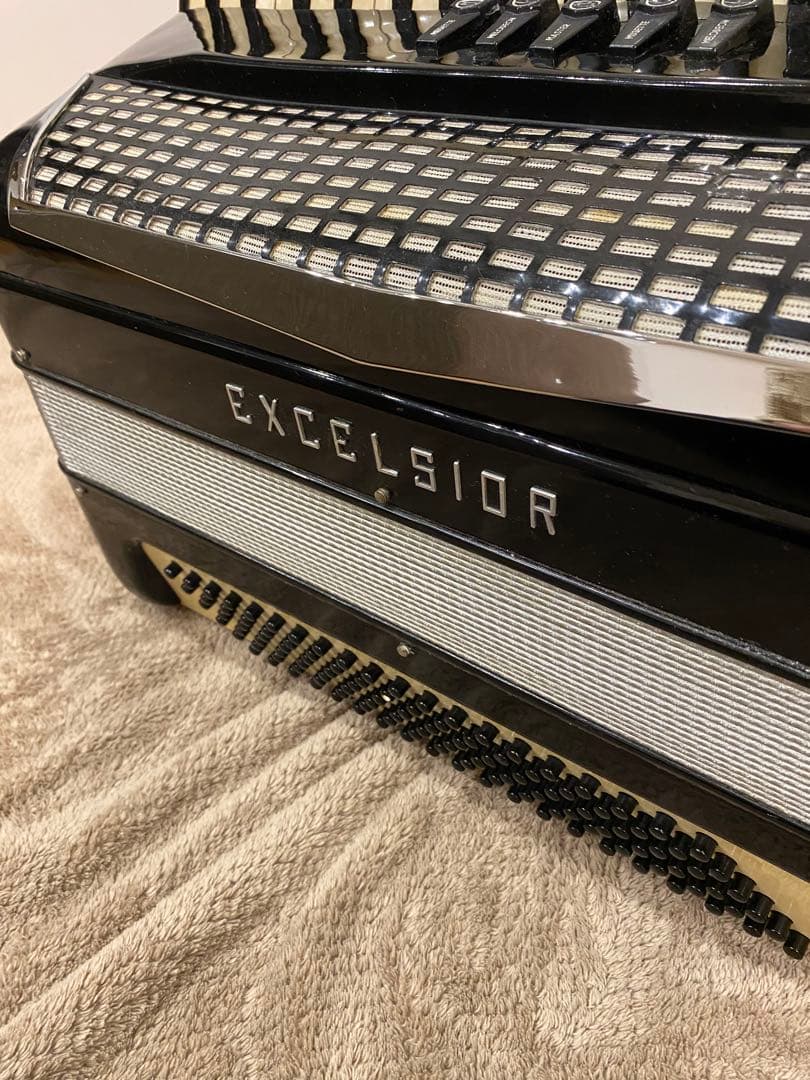 EXCELSIOR エキセルシャー MOD400 41鍵盤 120ベース