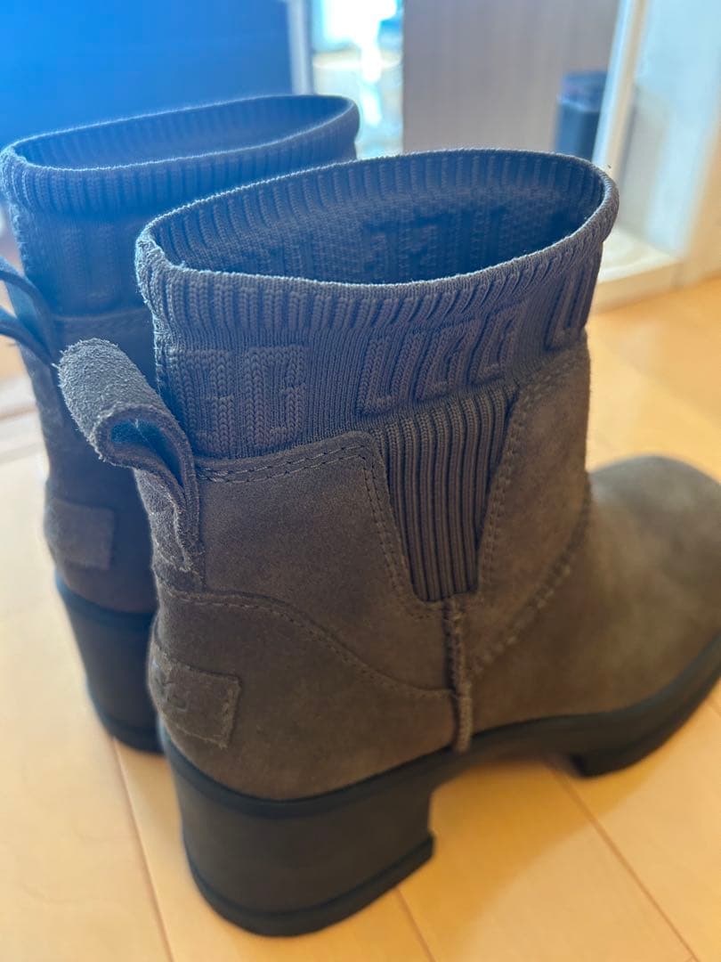 UGG ブラウンショートブーツ
