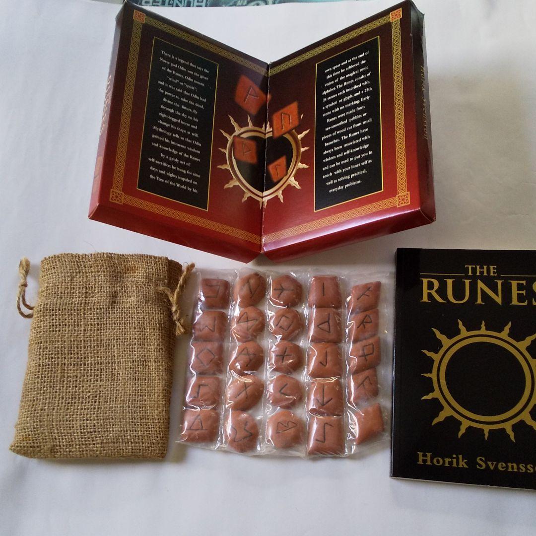 Horik Svensson THE RUNES 英語版