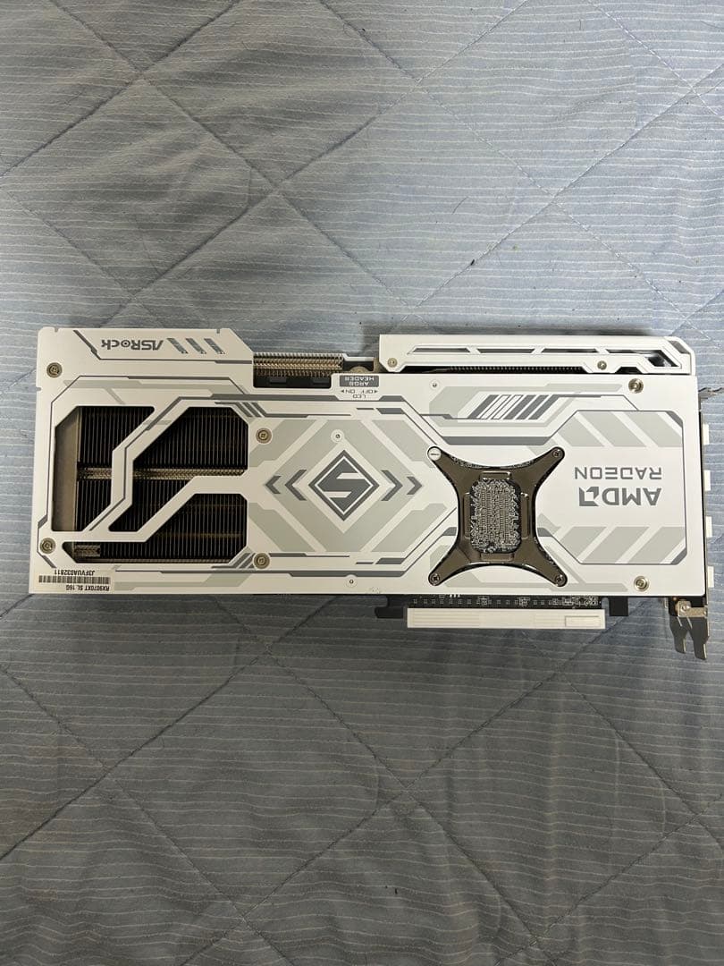 グラフィックボード・グラボ・ビデオカード ASROCK rx9070xt steel legend 16gb