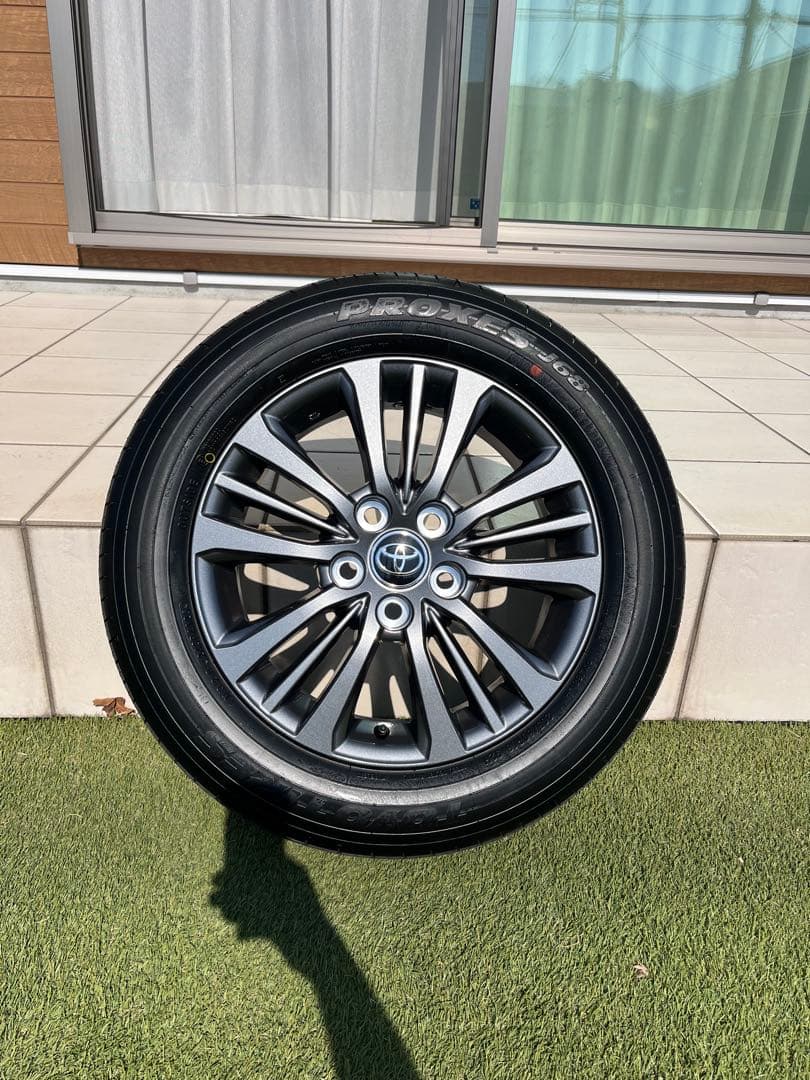 ノア　トヨタ純正16インチ　新車外し