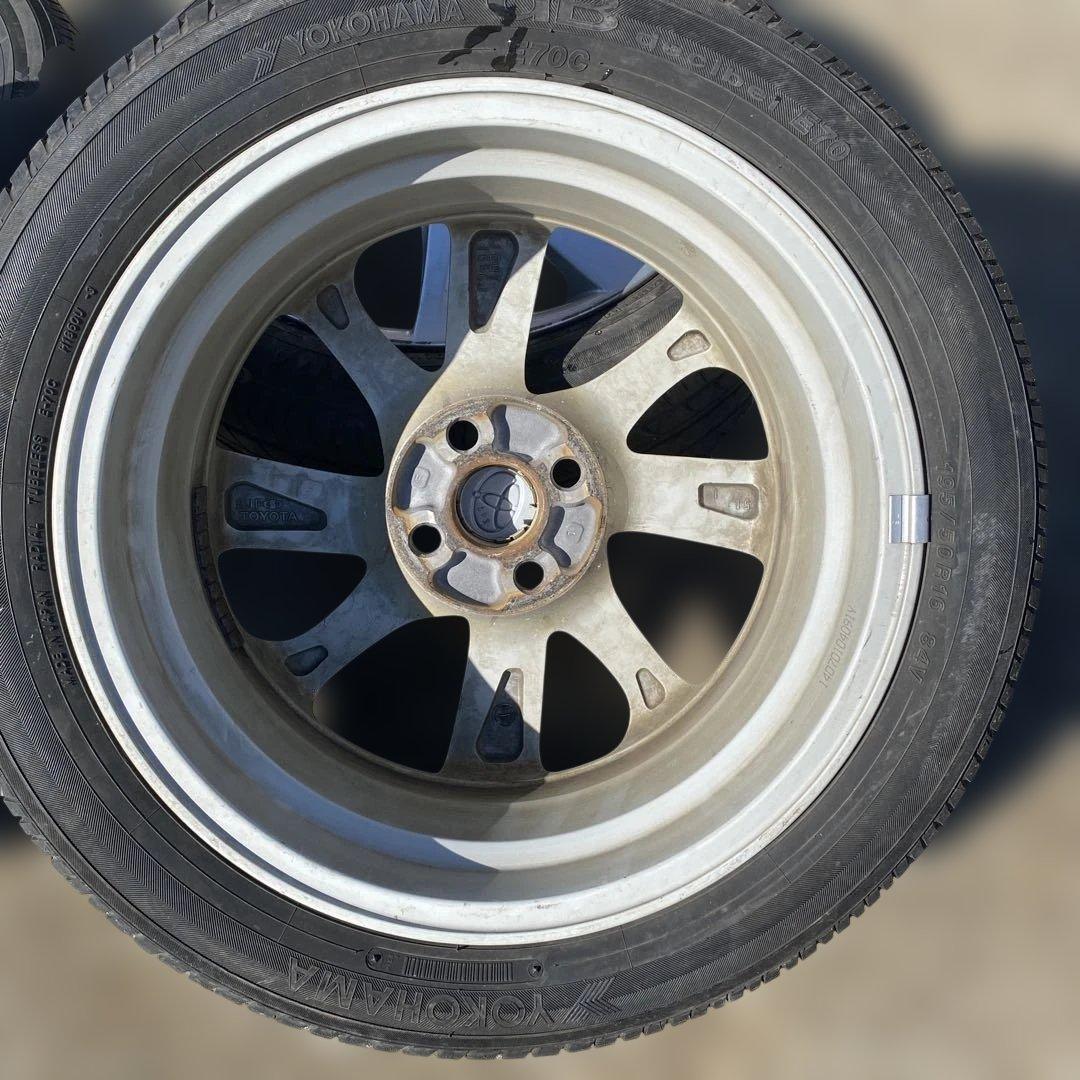 Yokohama 16インチタイヤとToyotaホイールセット