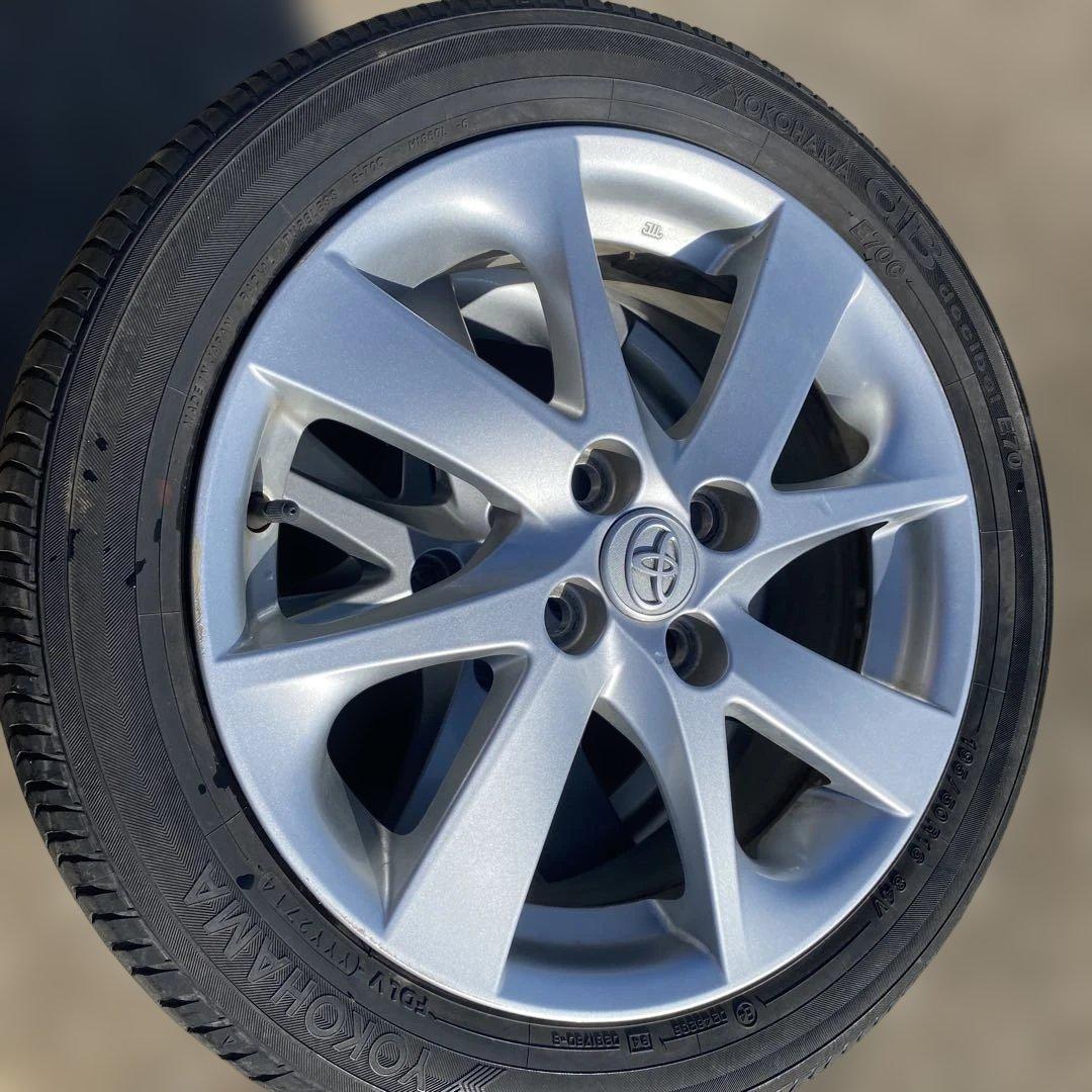 Yokohama 16インチタイヤとToyotaホイールセット