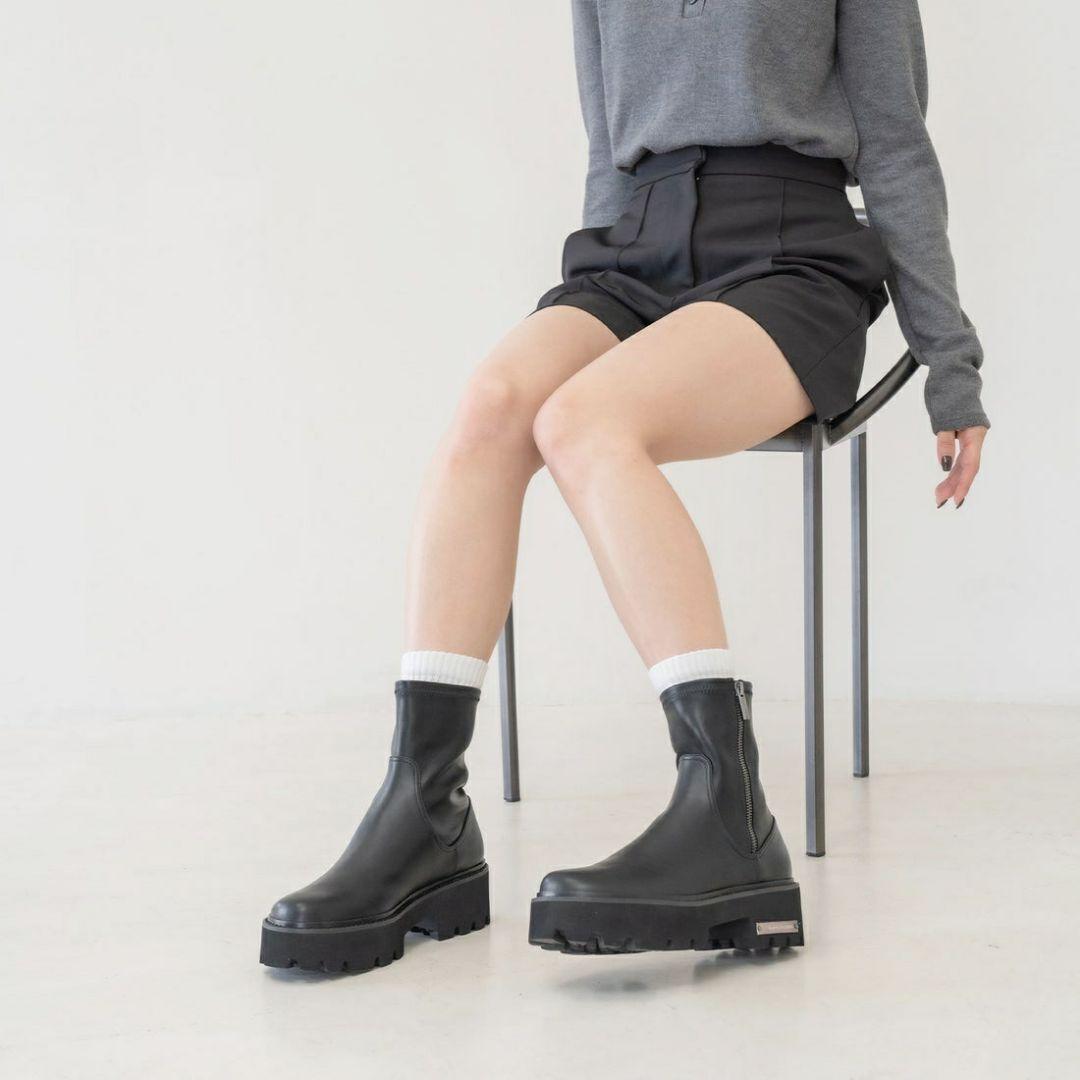 美品 チャールズアンドキース サイドジップ ストレッチ ショートブーツ ザラ