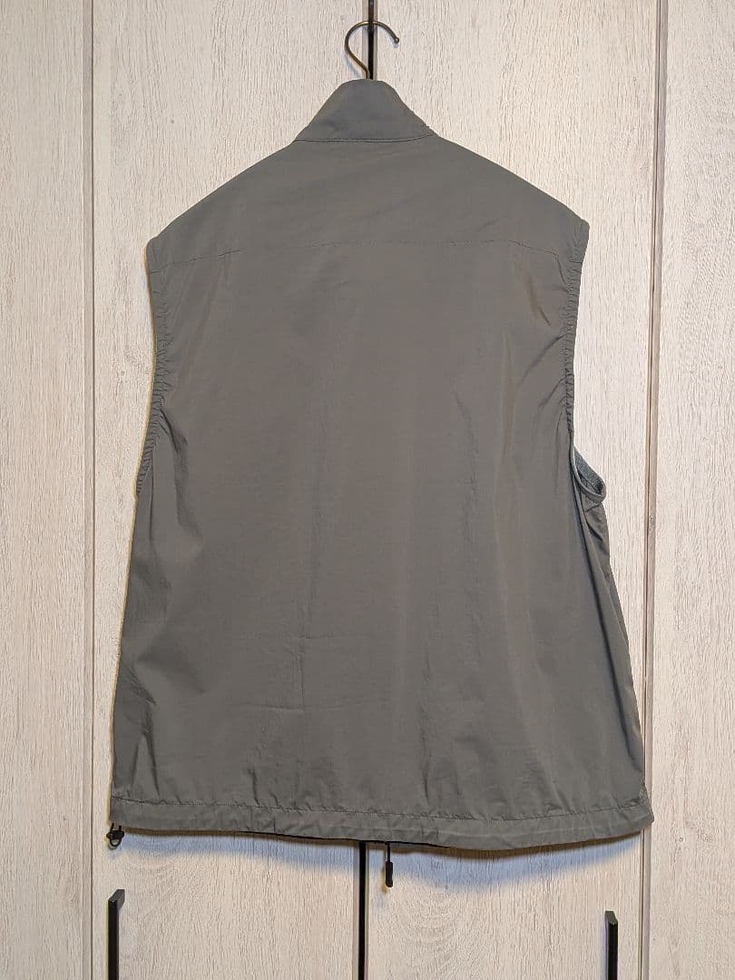 STILL BY HAND VE01241 46 スタンドカラーベスト