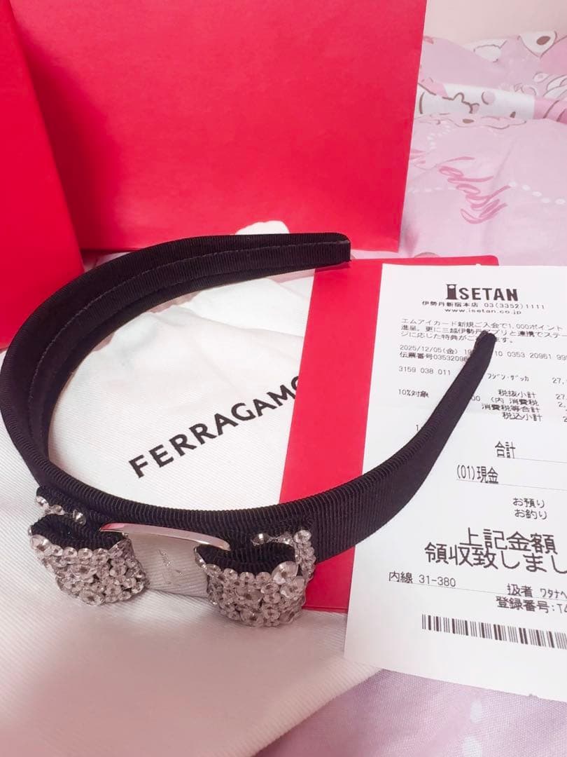 Ferragamo フェラガモ ヴァラ・リボン カチューシャ