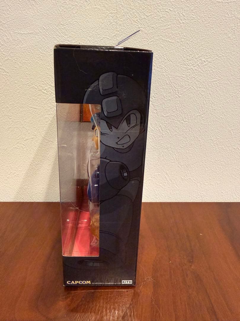 KITH マーベル カプコン ロックマン MEGAMAN フィギュア