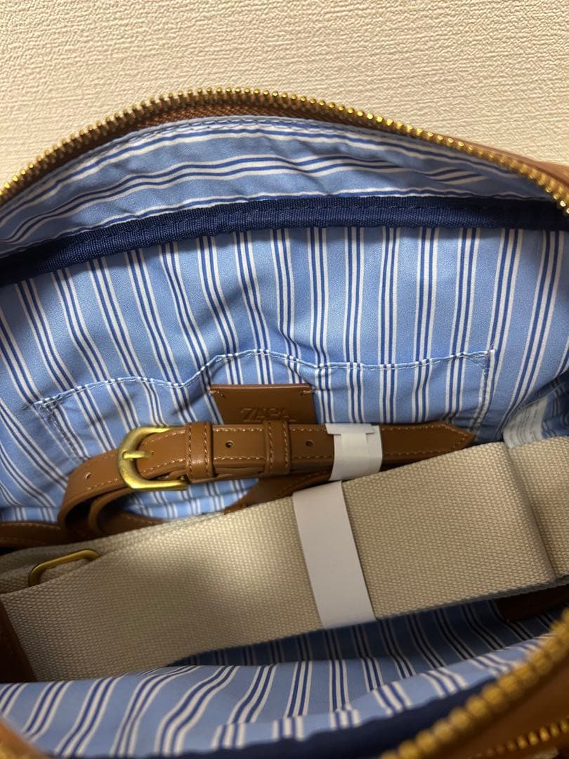 【完売品】ZARA ジッパーボストンバッグ　ブラウン レザー　新品未使用