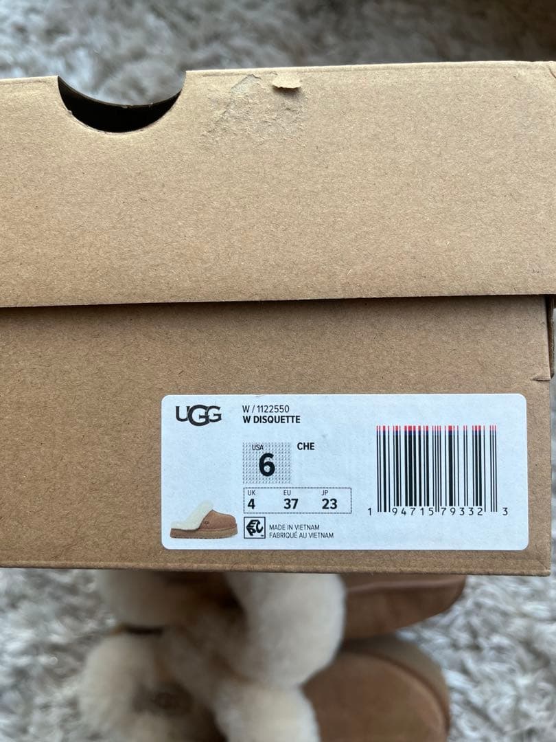 UGG スリッポン ムートン