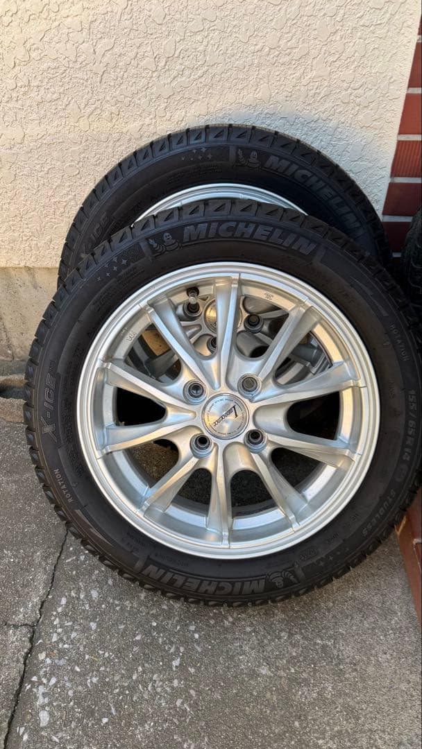 スタッドレス タイヤ ホイール PCD100 4穴