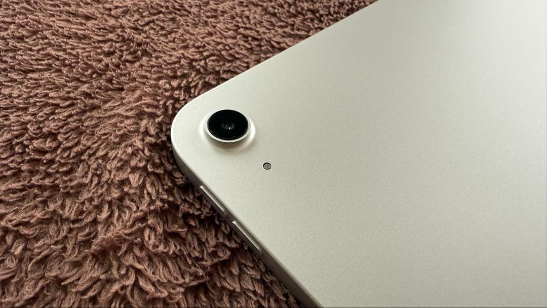 【美品】Apple iPad A16 (第11世代) 256GB シルバー