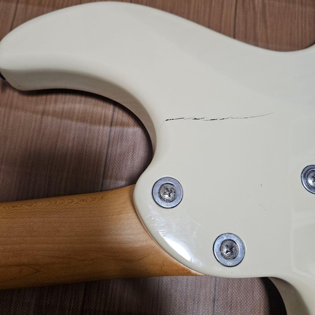 ベース YAMAHA BB414