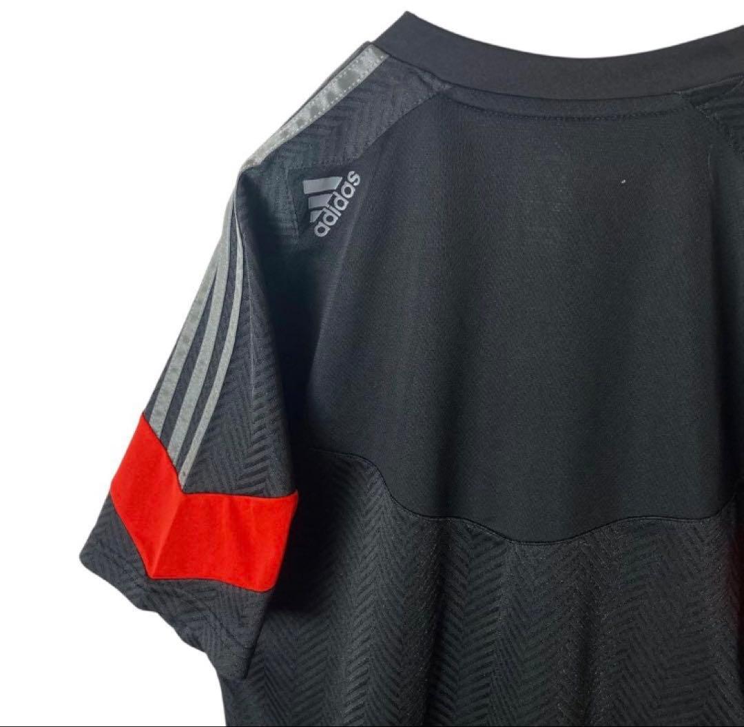 希少バイエルンミュンヘン×チャンピオンズリーグ×adidasスポーツ素材Tシャツ