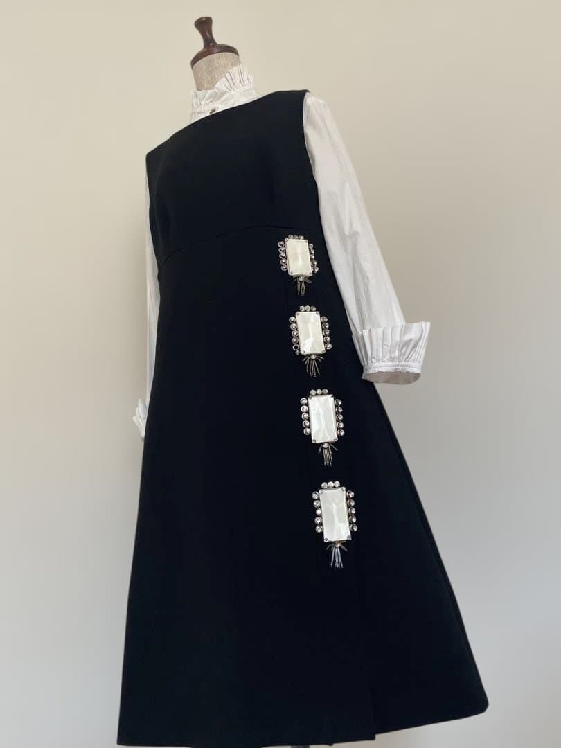 【PRADAプラダ】ビジューモチーフBLACKドレス　イタリア製　42サイズ