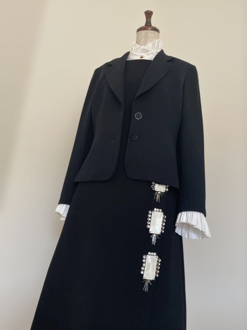 【PRADAプラダ】ビジューモチーフBLACKドレス　イタリア製　42サイズ