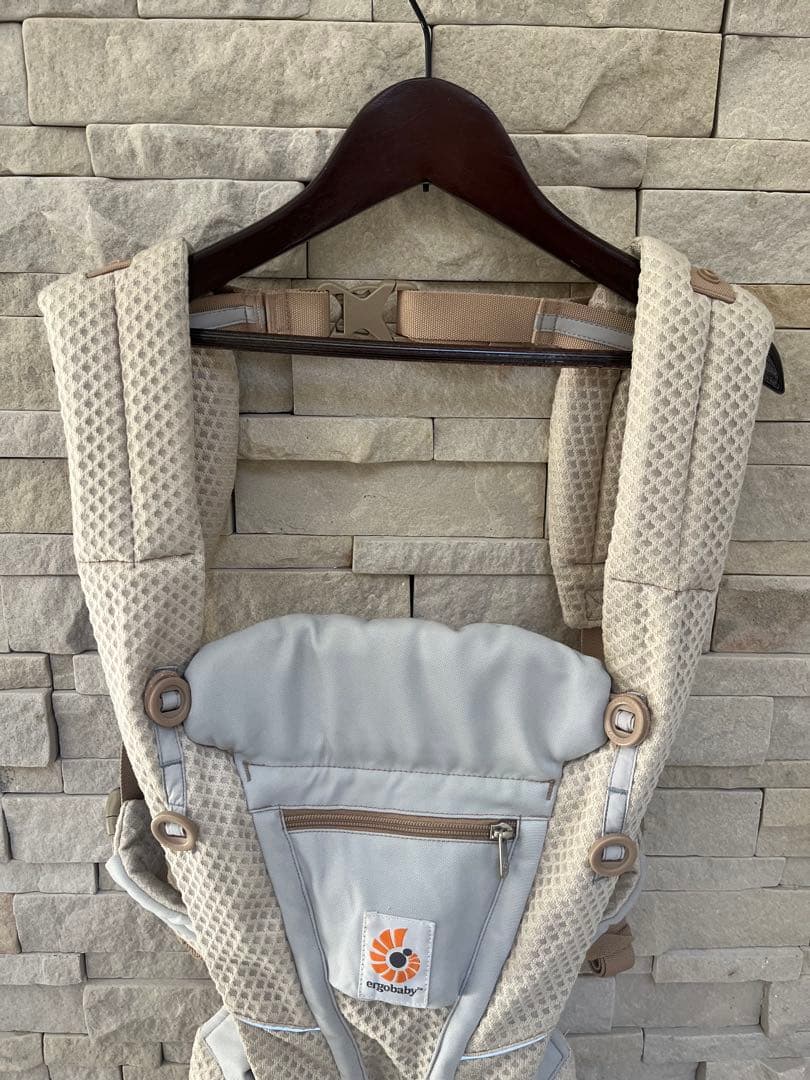 【美品】エルゴベビー オムニ ブリーズ　サンドベージュ