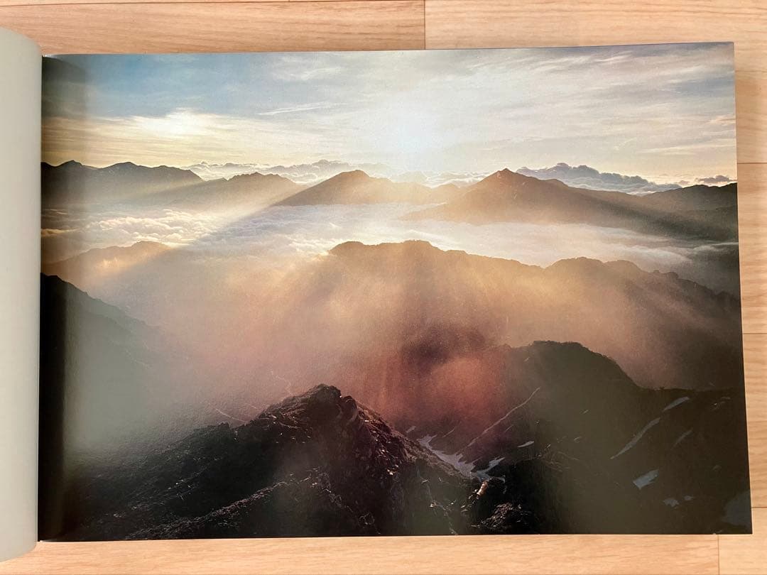 山-光と影　現代山岳写真家代表作集　写真集　山と渓谷社　大型本‼️
