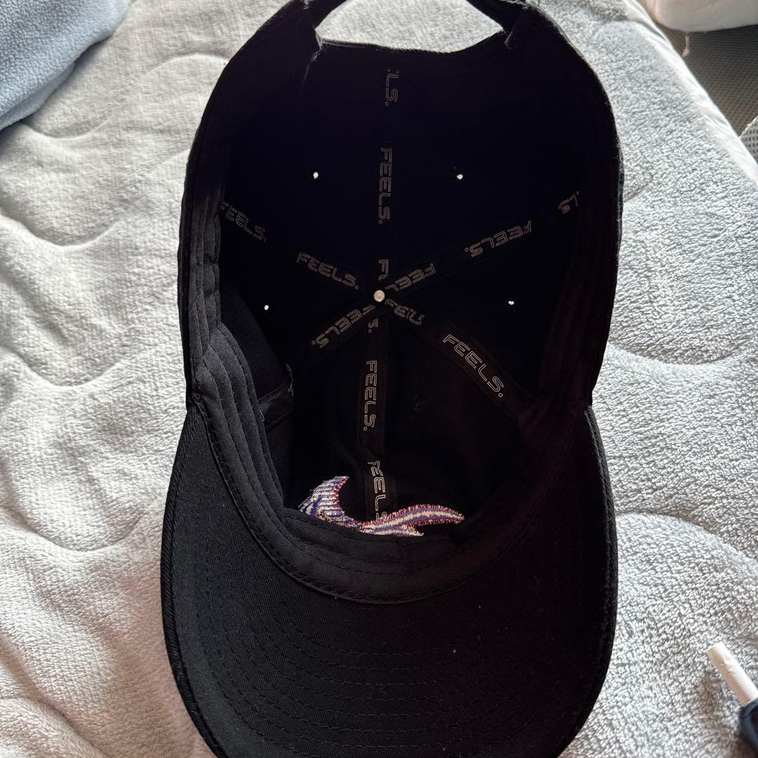 FEELS. LOGO CAP BLACK 上杉柊平