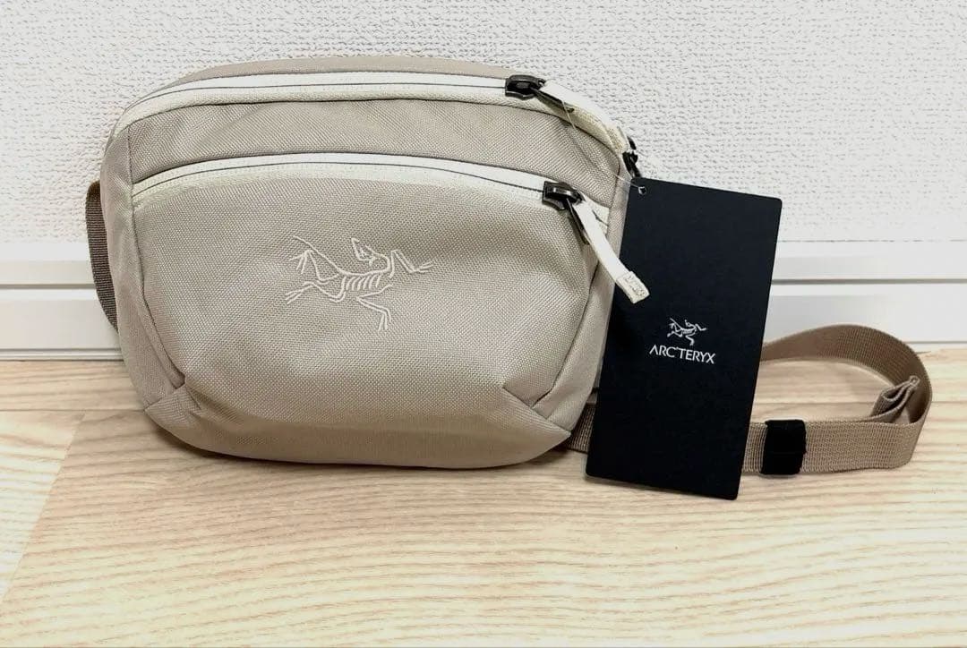 ARC’TERYX　アークテリクス　マンティス1　ルーン/シーソルト