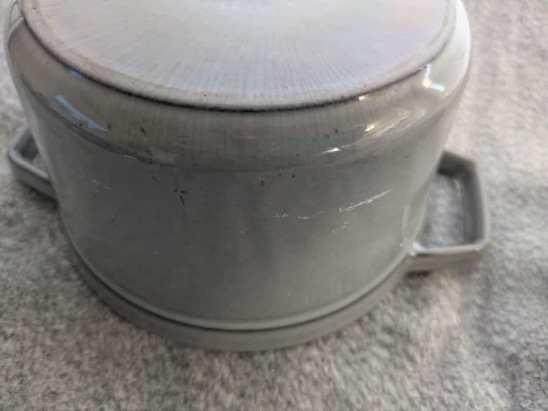 staub ピコココットラウンド　旧16センチ グレー