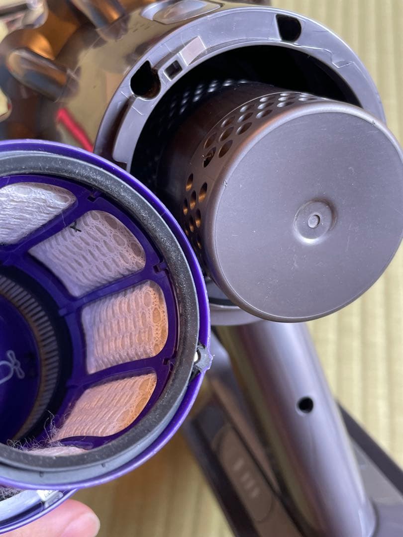 dyson スティッククリーナー ダイソン　sv12 v10 動作品