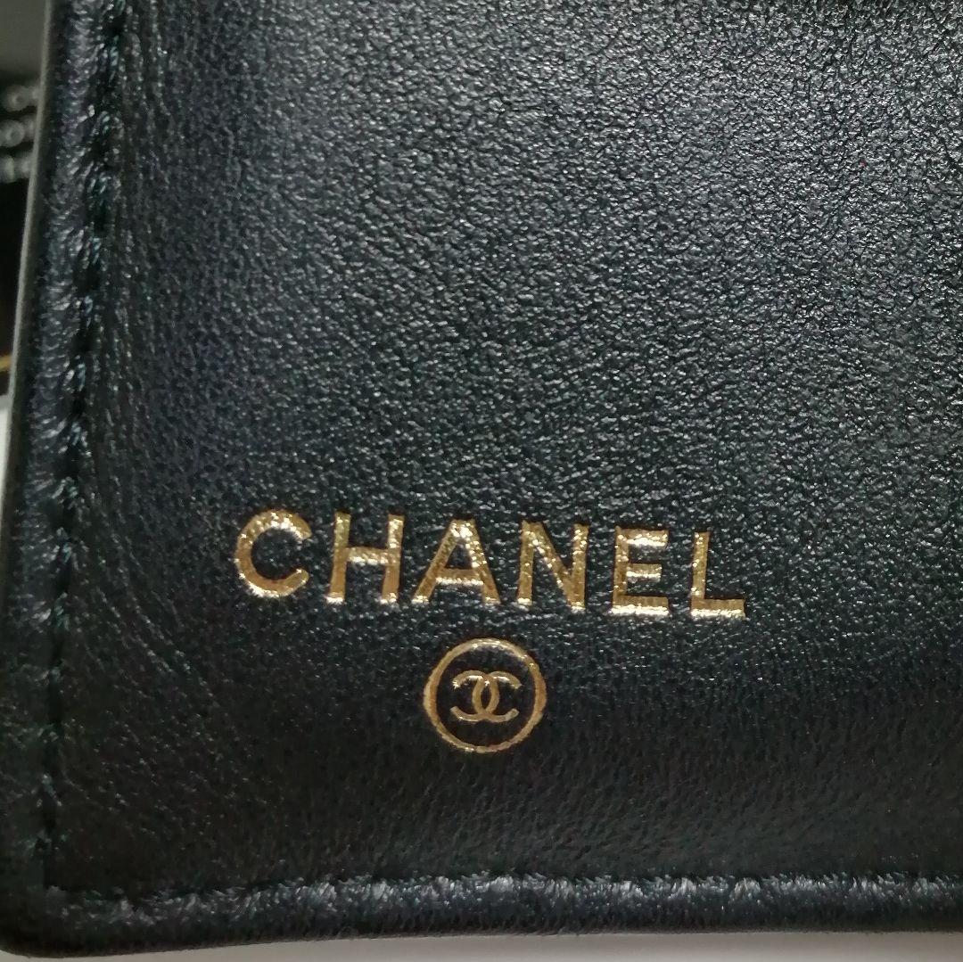 CHANEL CCフィリグリー キャビアスキン　三つ折り財布　黒