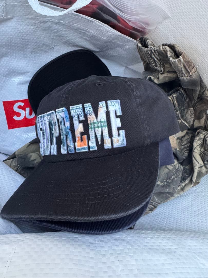 新品　Embroidered Money Logo 6-Panel Black