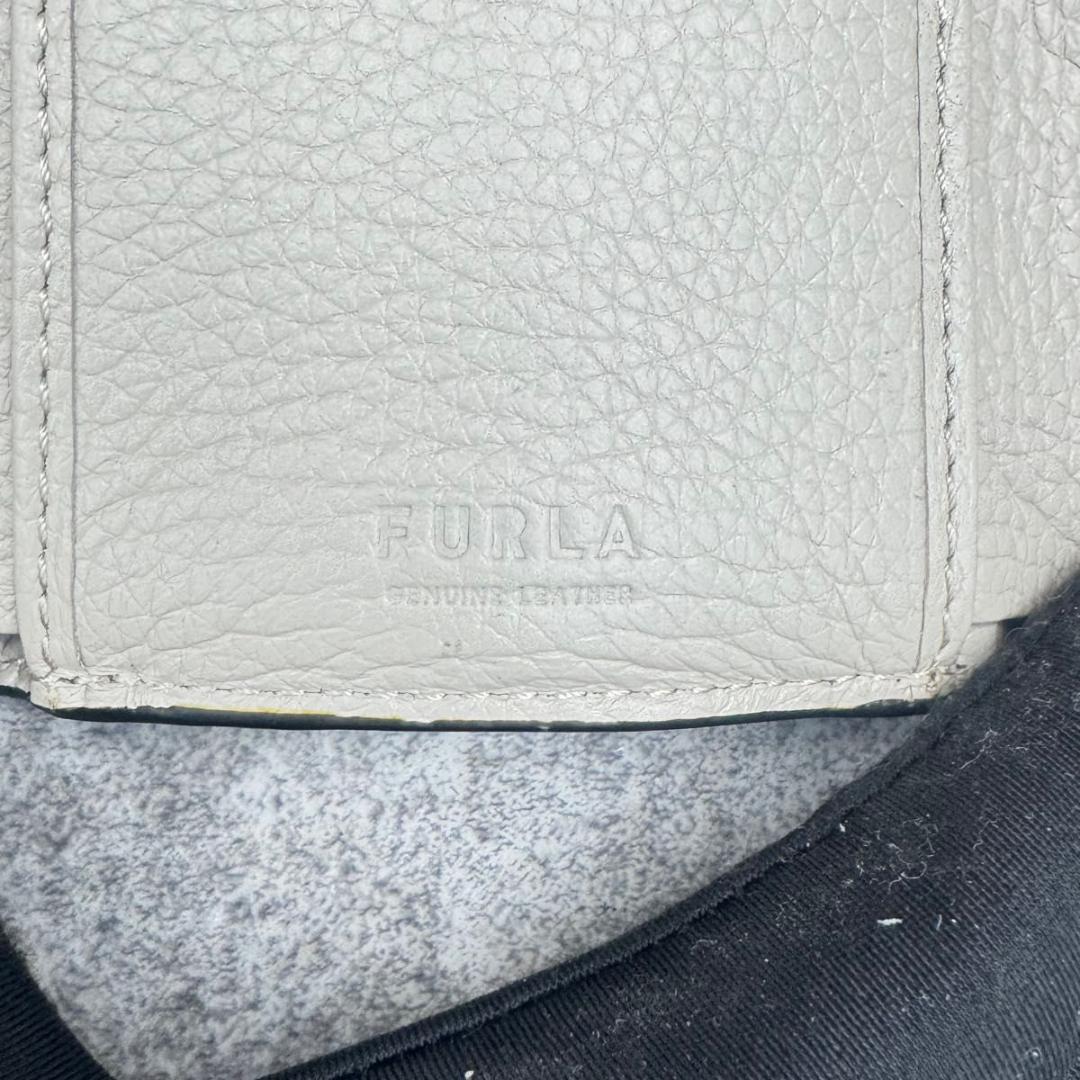 極美品　現行ロゴ フルラ　　コンパクト財布　ウォレット　バイカラー　三つ折り