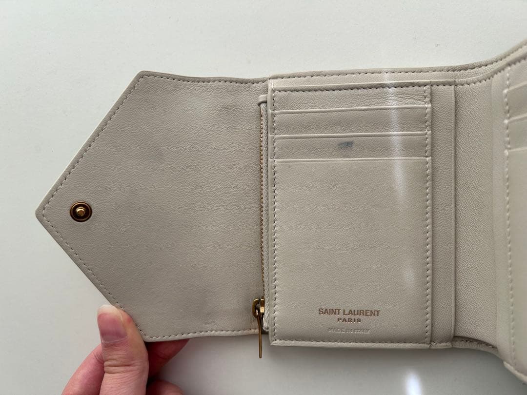 YSL 三つ折り財布 ライトベージュ・ブラックポーチのセット