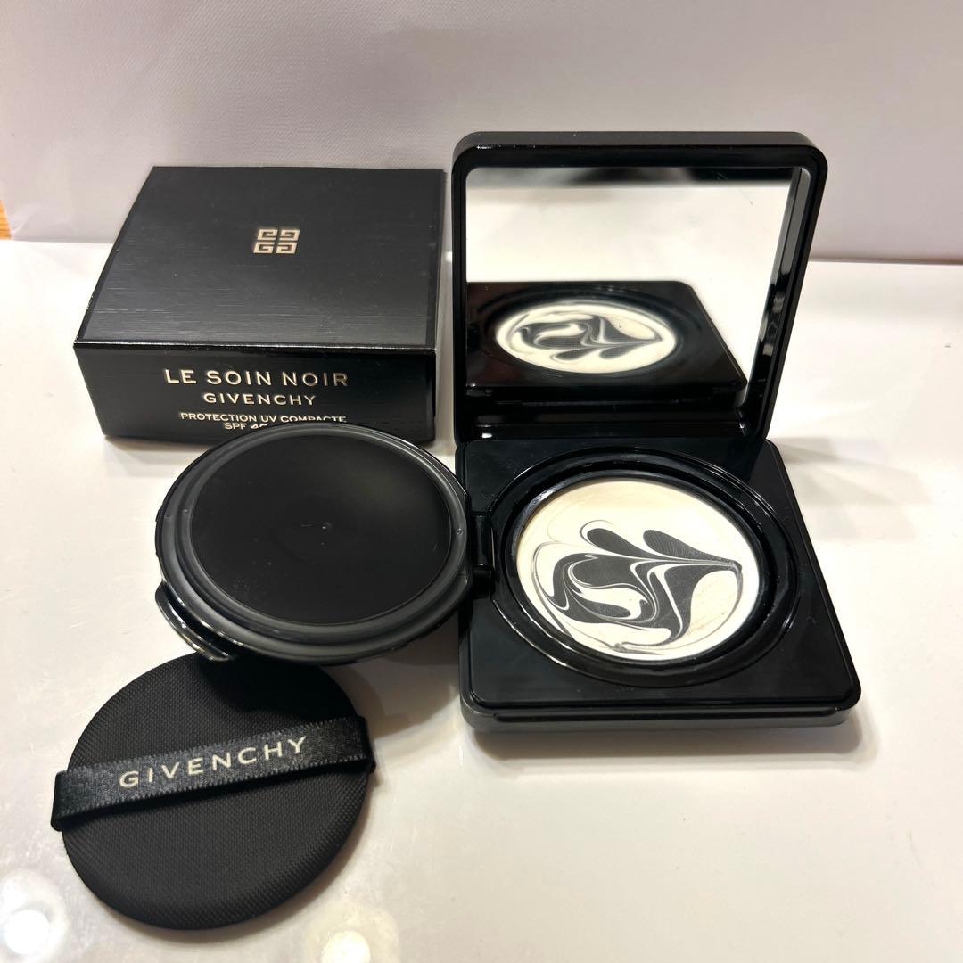 ジバンシー ソワン ノワール UVコンパクト美品‼️