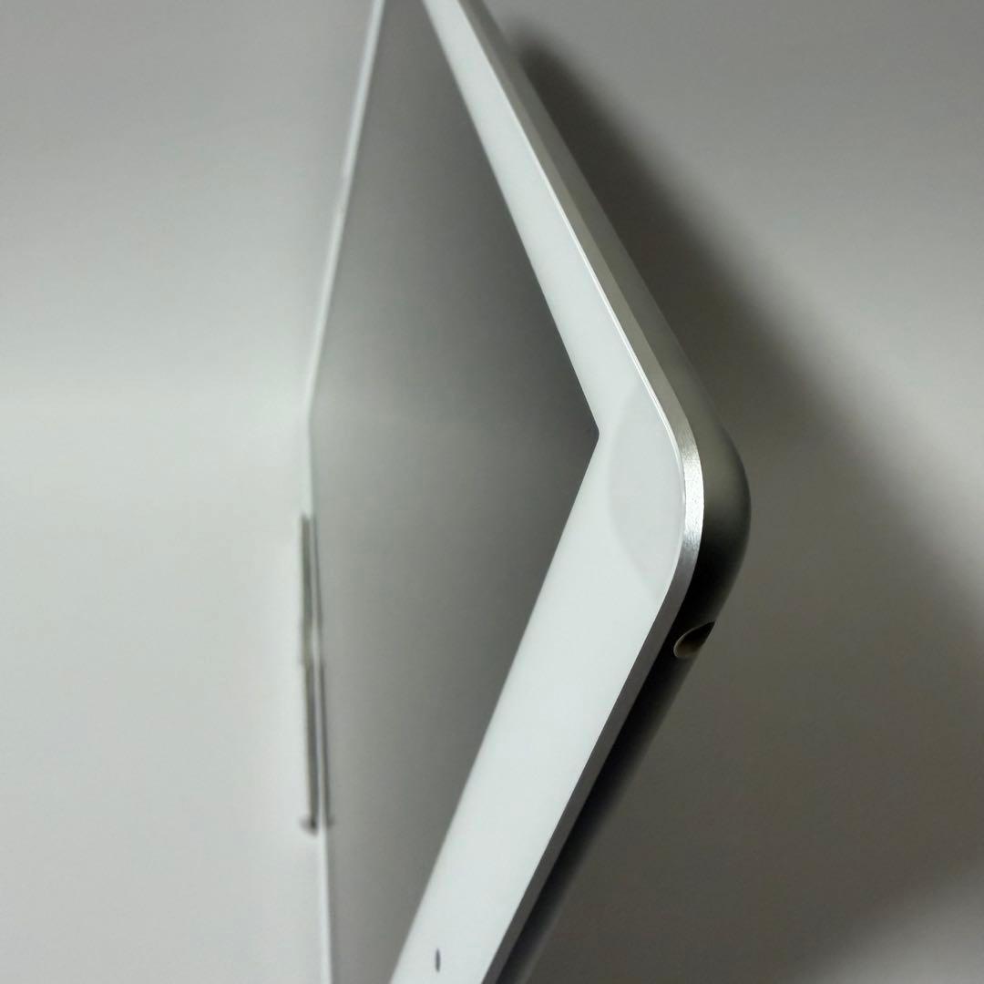 Apple iPad 10.2インチ 第6世代 A1893 シルバー
