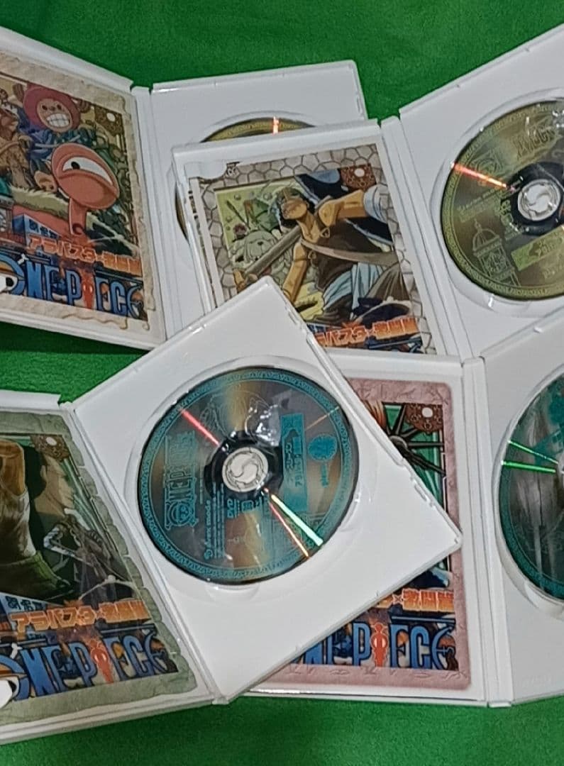 お取り置き品　シーズン１〜４　ONE PIECE　DVD　※おまけつき❤️